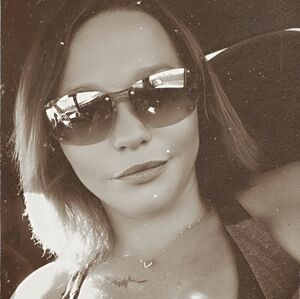 Meet your Posher, Leeanne